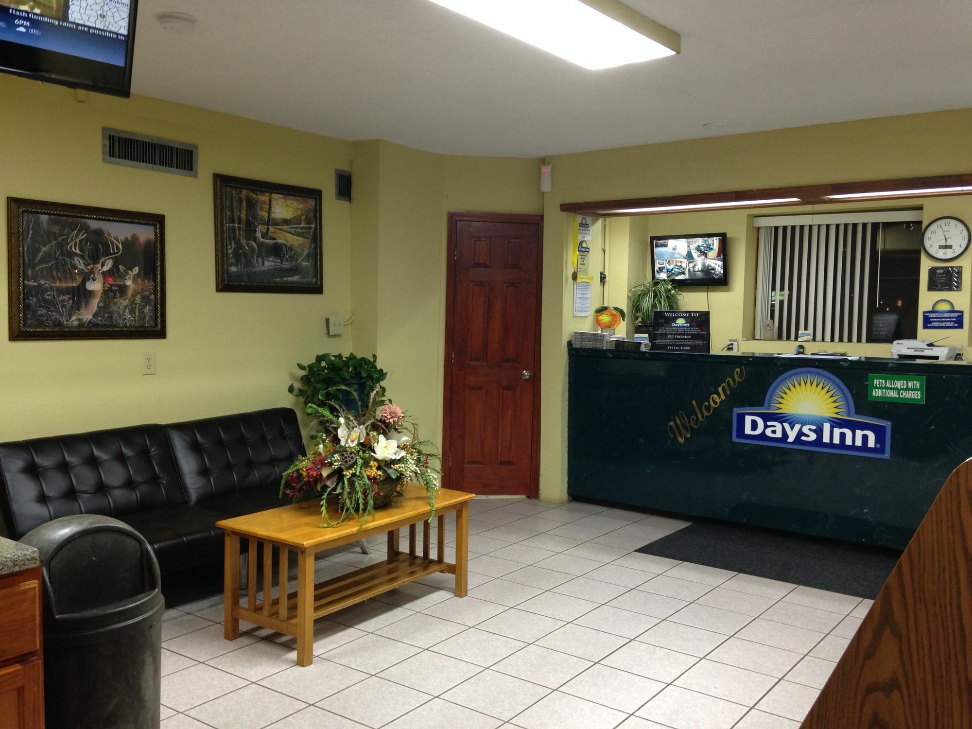 Days Inn By Wyndham Byron Dış mekan fotoğraf